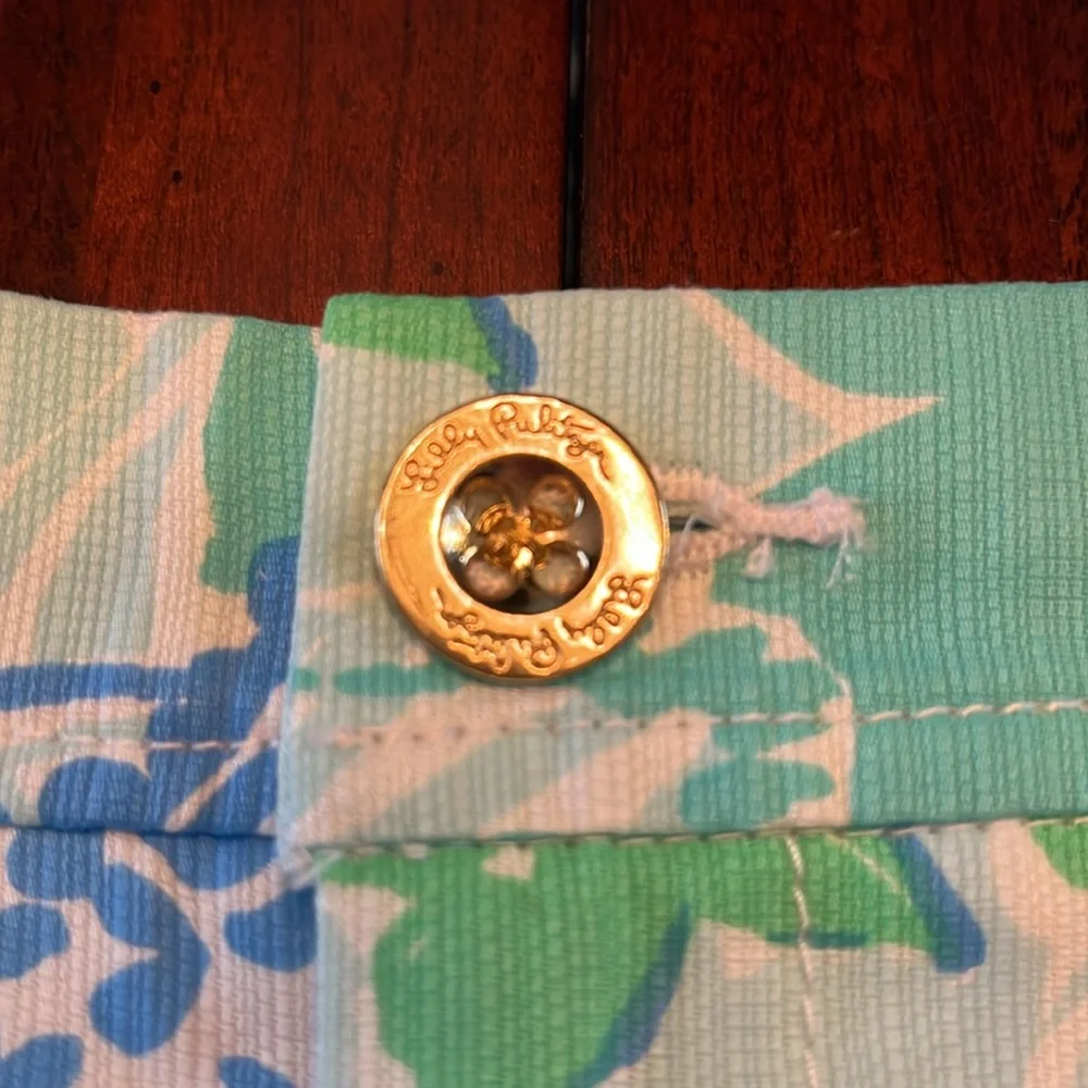 Lilly Pulitzer skort - Picture 2 of 3